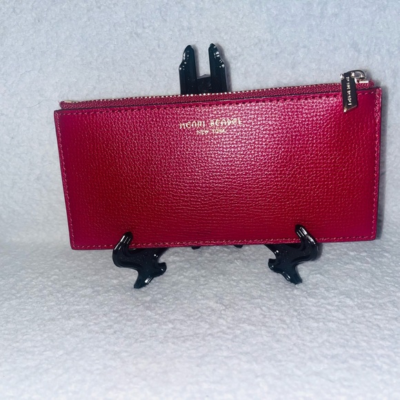 henri bendel Handbags - NWOT Henri Bendel Card Holder/Wallet